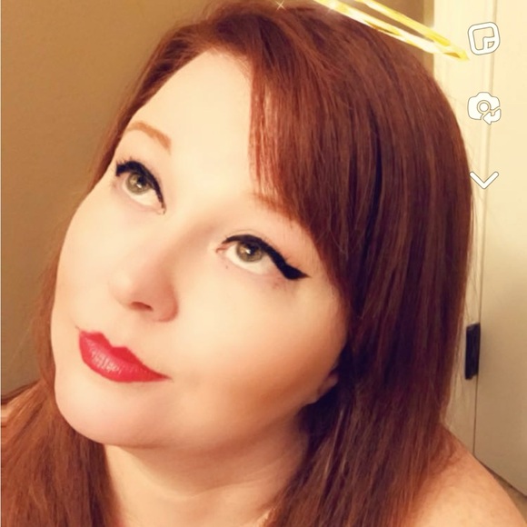 Meet your Posher, Amy - Picture 1 of 1